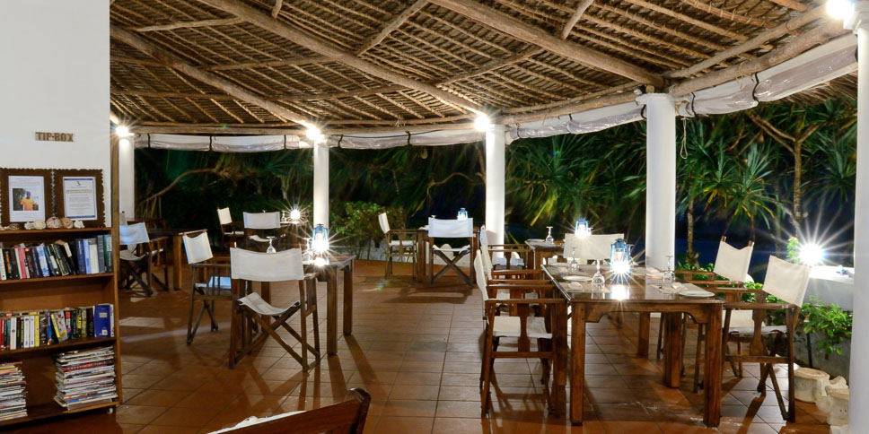 https://www.zanzibarretreat.com/wp-content/uploads/2015/05/Slideshow_ZR-10.jpg
