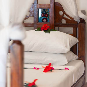 Zanzibarretreat_Homepage-1