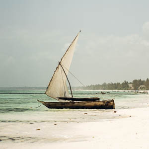 Zanzibarretreat_Homepage-3